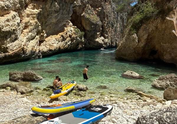 СПЛАВ НА SUP К МОРСКОЙ ПЕЩЕРЕ И СКАЗОЧНОЙ БУХТЕ - фото 2