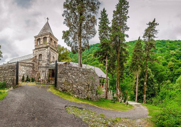 Православные святыни Камана