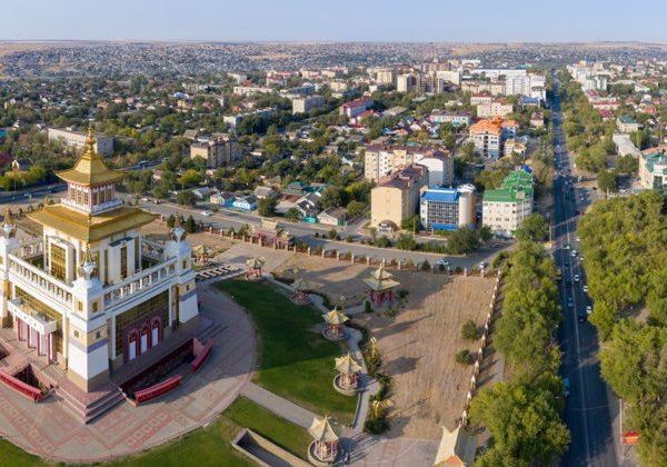 Столица калмыцких степей и Золотая обитель Будды Шакьямуни - фото 3