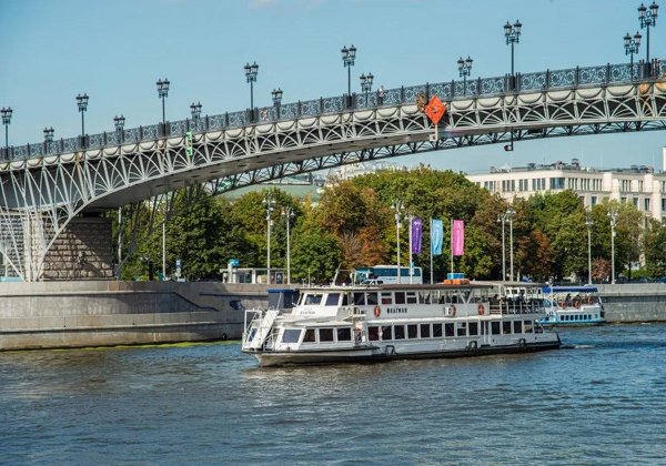 Вся Москва на Флагмане: речная прогулка Китай-города до Киевского вокзала