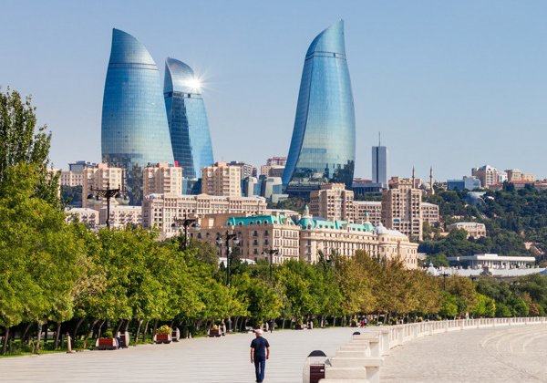 Обзорная прогулка по Баку
