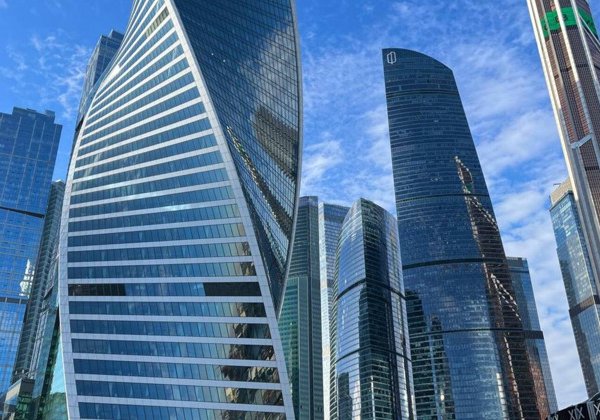 Терапия роскошью: прогулка по Москва-Сити