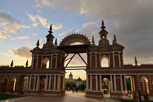 Квест по Царицыно для тех, кто хочет разгадать архитектурные загадки