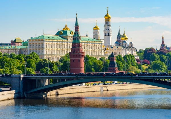 Экспресс-прогулка на ретро-теплоходе Лоцман от Зарядья или парка Горького - фото 1