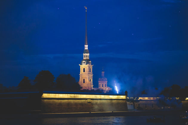 Поездка в Петербург на экскурсию «Ужасы Петербурга» с заходом в тюрьму Трубецкого бастиона