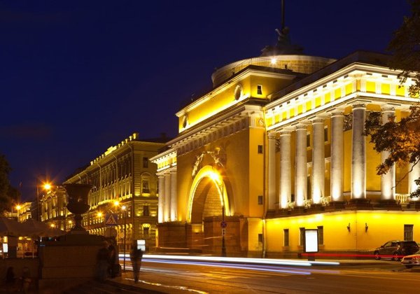 «Тайны ночного Петербурга»: авторская обзорная + Петропавловская крепость