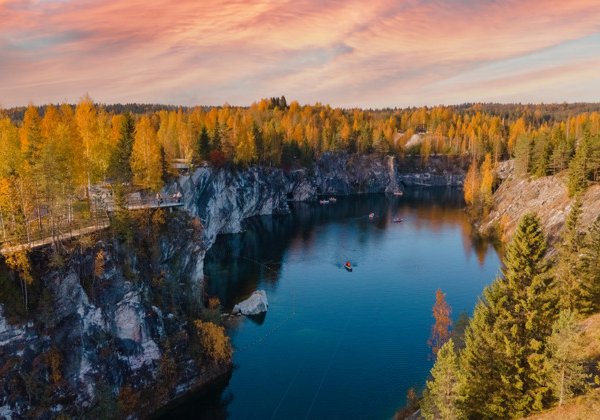 В мини-группе по Карелии: Рускеала, Мраморный каньон и водопады