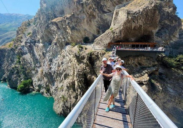 Великолепный Сулакский каньон с прогулкой на катере - фото 2
