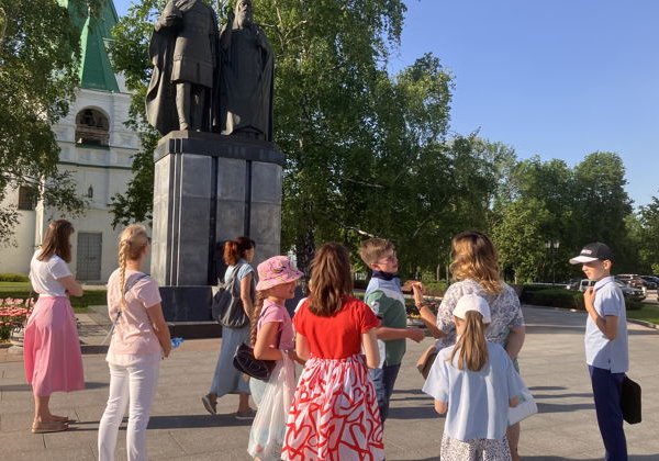 Сквозь века: прогулка по Кремлю - фото 1