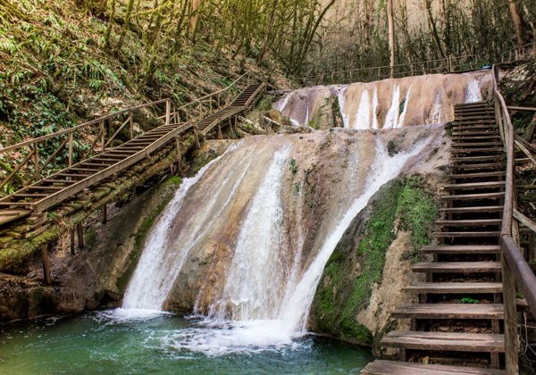 33 водопада и Кавказское застолье - фото 1