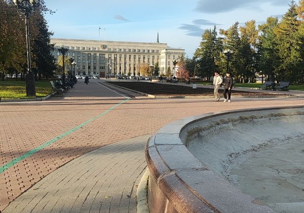 Площадь им. Кирова — центральная площадь Иркутска - фото 2