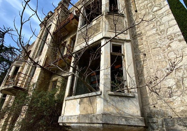 Фототур на минивэне: заброшки Абхазии, Гагра, Мандариновый сад и Пицунда - фото 2