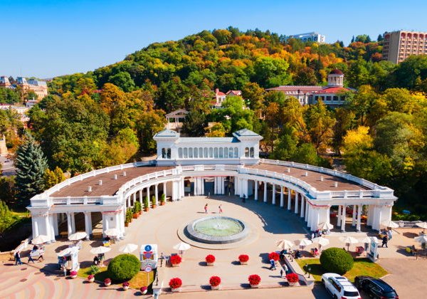 Кисловодск: замки, храмы и лермонтовская дуэль - фото 2
