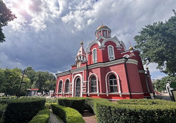 Экскурсия по Петровскому парку: остатки прежней роскоши и тайны эпох - фото 3