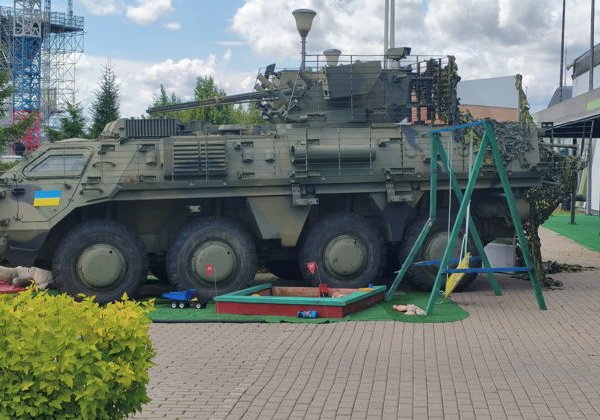 Выставка вооружения с СВО в Парке Патриот - фото 3