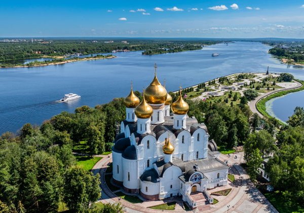 Экскурсионный рейс «Волга — сердце Ярославля» на электрокатамаране - фото 1