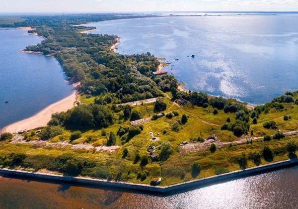 Прогулка на маяк Толбухин на катере - фото 4
