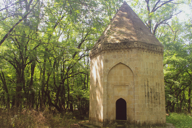 Габала, хранящая загадки: старинный храм и суфийские усыпальницы