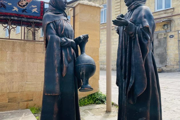 Старый город в новом формате: экскурсия на гольфкарах - фото 4