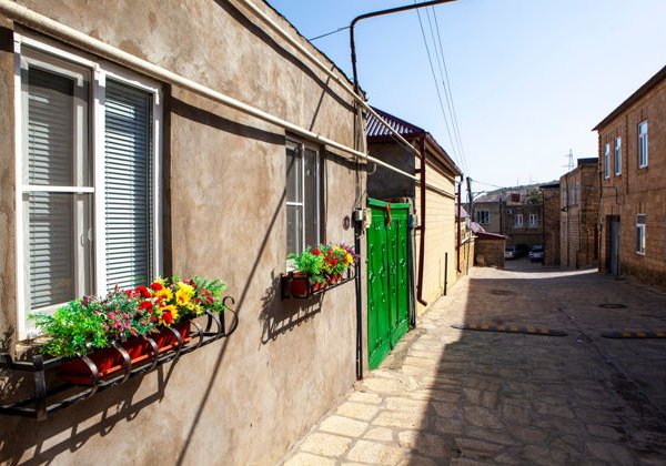 Старый город в новом формате: экскурсия на гольфкарах - фото 2