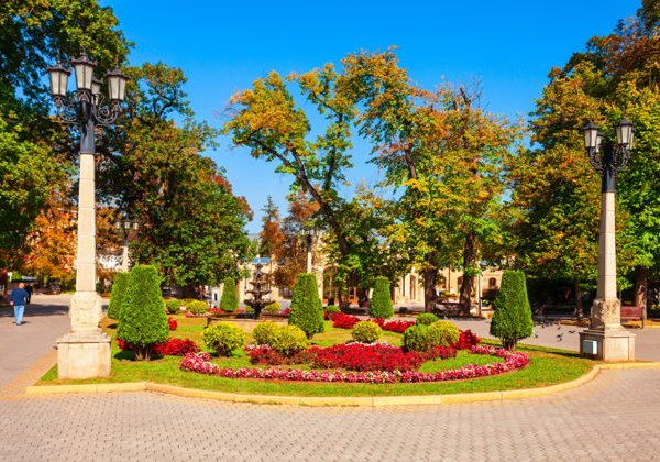 Кисловодск с ветерком: прогулка на кабриолете - фото 4