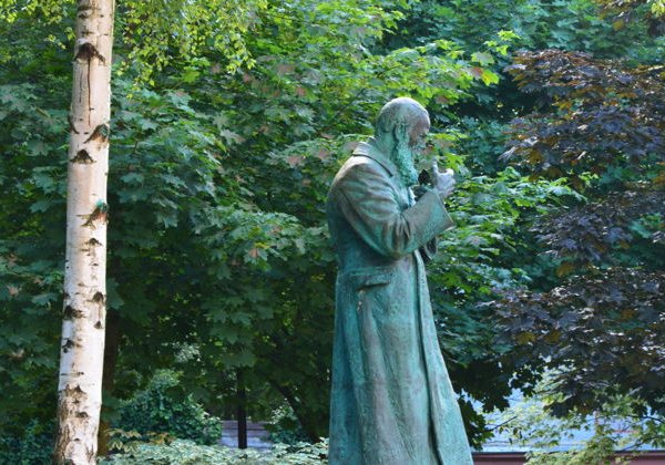 Пешая экскурсия по архитектурным памятникам Кенигсберга в Калининграде - фото 1