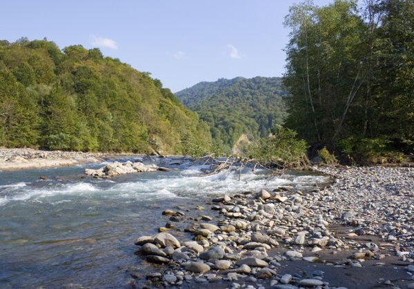 Прогулка к Белому водопаду: несложный треккинг в горах - фото 3