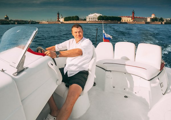 Романтика Петербурга: индивидуальная прогулка на катере «Одиссей»