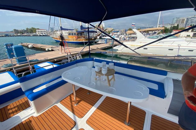 Фото экскурсии - Аренда яхт и морские прогулки из Адлера и Сочи - 15