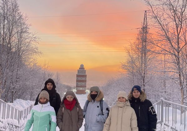 Мурманск-город герой - фото 1