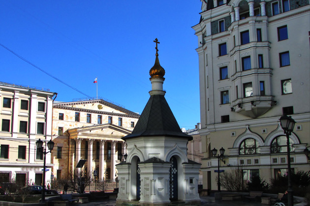 Прогуляться по Петровке - почувствовать сердце Москвы