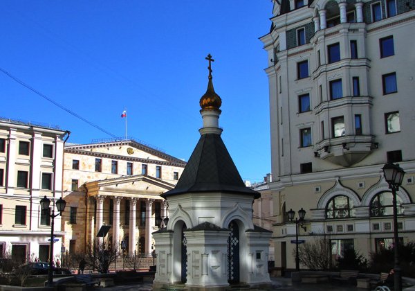 Прогулка по Петровке — душе Москвы