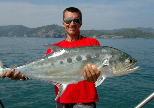 Большая морская рыбалка с троллингом в Паттайе