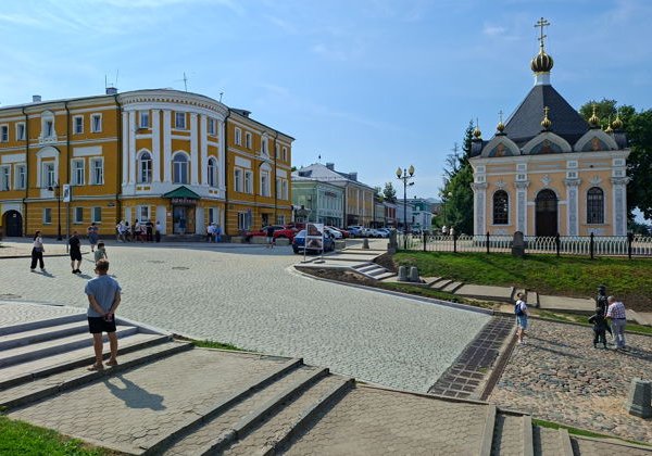 Обзорная прогулка по городу старинных вывесок - фото 2