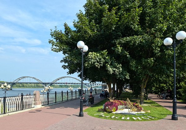 Обзорная прогулка по городу старинных вывесок