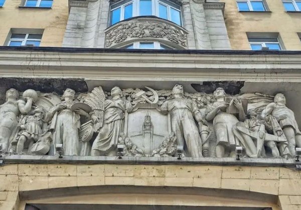 Восточная роскошь сталинского ампира: экскурсия в гостиницу «Пекин» - фото 1