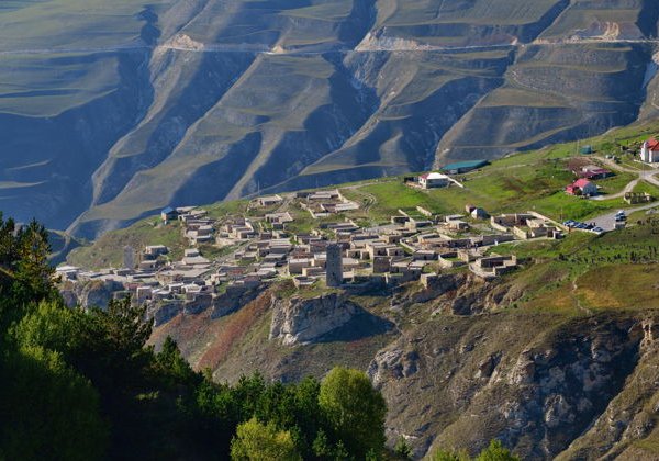 Горная Чечня из Кисловодска: озёра, древние башни и мечети - фото 1