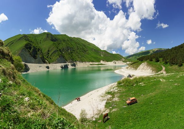Горная Чечня из Кисловодска: озёра, древние башни и мечети - фото 4