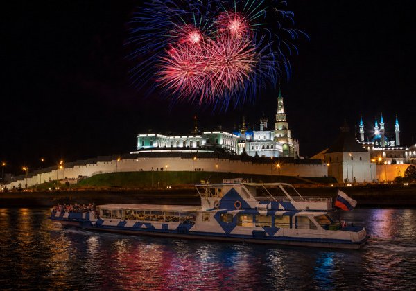 Дискотека с просмотром салюта в честь Дня города (18+)
