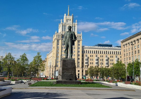Маяковский. Разговор о поэзии