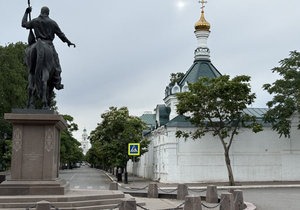 От стен Кремля до «перекрёстка культур»: Белый город с гидом-историком