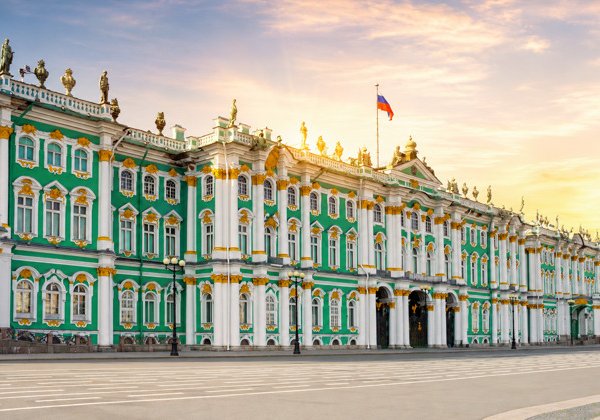 Эрмитаж: жилые покои, сокровища искусства и императорские залы
