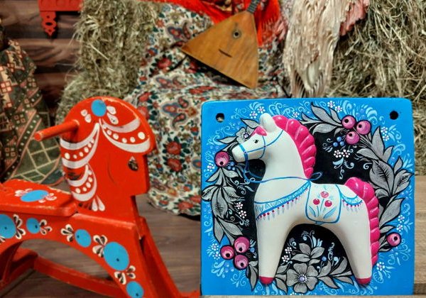 Мастер-класс «Рельефная картина: роспись гипсового панно» - фото 1