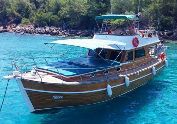 Бирюзовый рай: морская прогулка по заливу Гёкова из Мармариса