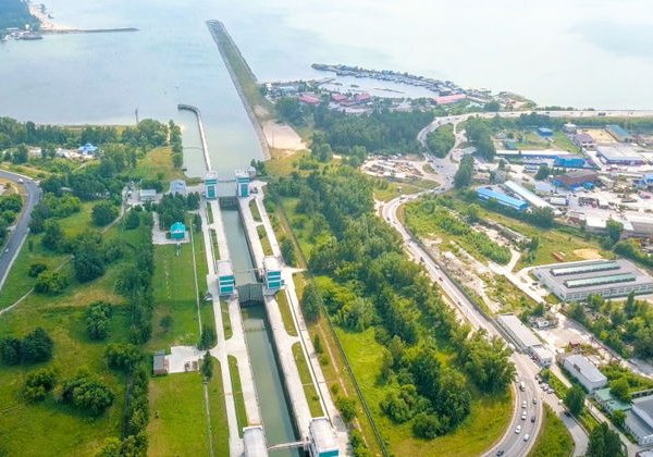 Теплоходная прогулка со шлюзованием - фото 1