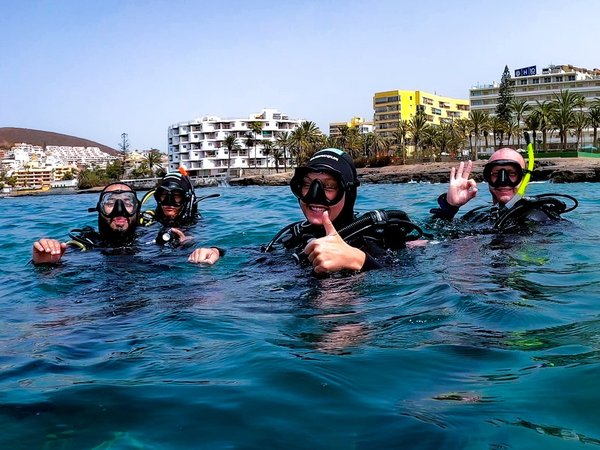 Кто проживает на дне океана, или Пробное погружение с аквалангами - фото 2