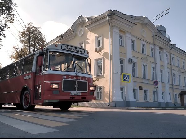 Обзорная экскурсия по Ярославлю на ретроавтобусе - фото 4