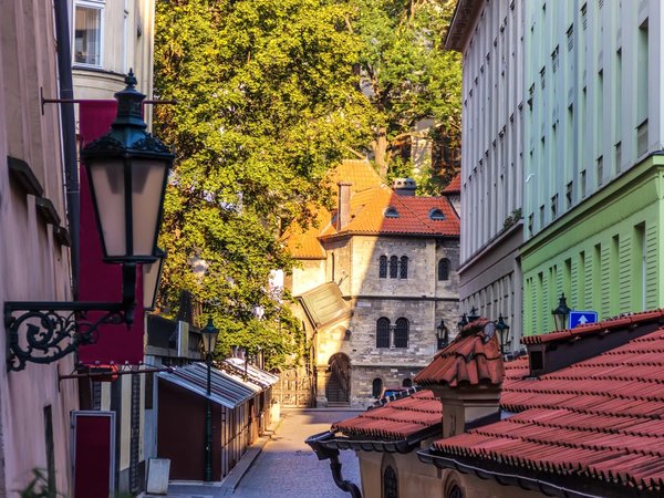 Старый город и Еврейский квартал: обойти и впечатлиться! - фото 4
