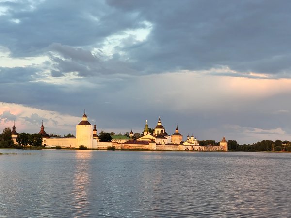 Вокруг Кирилло-Белозерского монастыря - фото 1