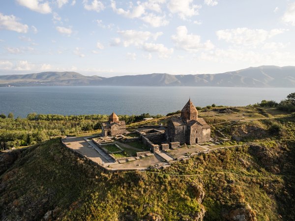 Из Еревана — в Дилижан